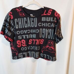 NBA Chicago Bulls Logo Black Crop T-Shirt #nba #basketball